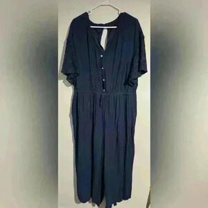 Women’s size 20 Lane Bryant lined wide leg jumpsuit with pockets EUC